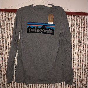 BOYS grey Patagonia long sleeve